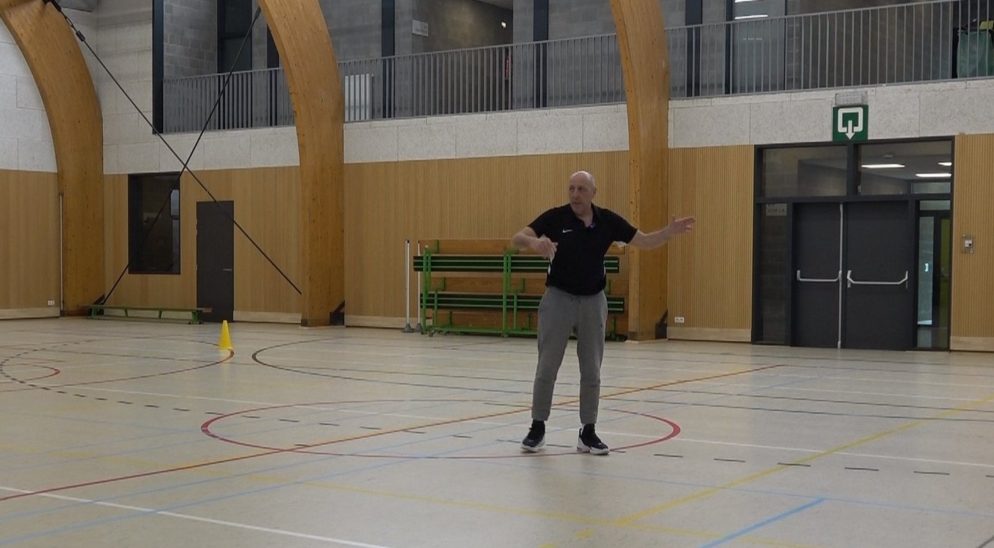 Thumbnail Aanleren van offensieve & defensieve transitie aan de hand van breakdown drills (Ned)